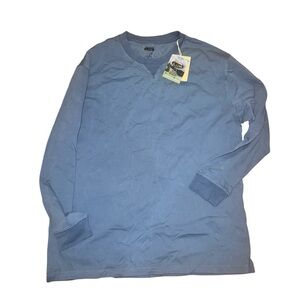 Men’s long sleeve shirt